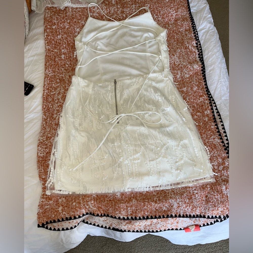 White, lulus dress - Picture 8 of 8
